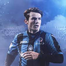Marten de Roon geeft drie gesigneerde voetbalshirtsen gratis weg
